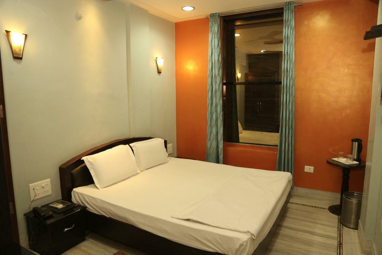 Hotel New Golden Palace Phalodi  Kültér fotó