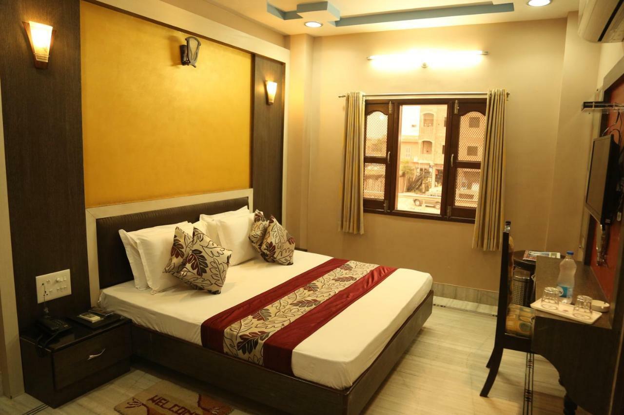 Hotel New Golden Palace Phalodi  Kültér fotó